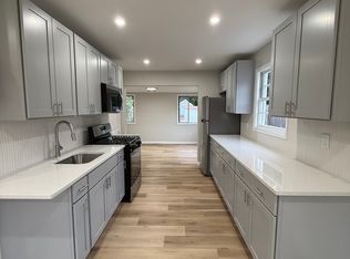 150 Riggins Blvd, Deptford, NJ 08096