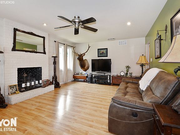 4th image of 5832 San Juan Ave