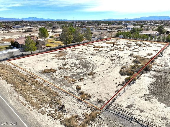 3rd image of 1471 W Calvada Blvd