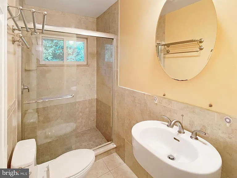 6325 Tone Ct — Photo 8