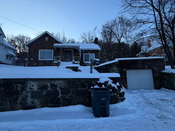 1808 Manchester Rd, Akron, OH 44314