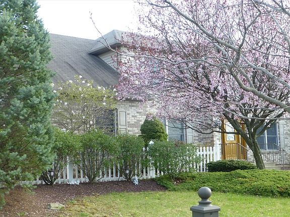 2nd image of 4006 Galway Dr