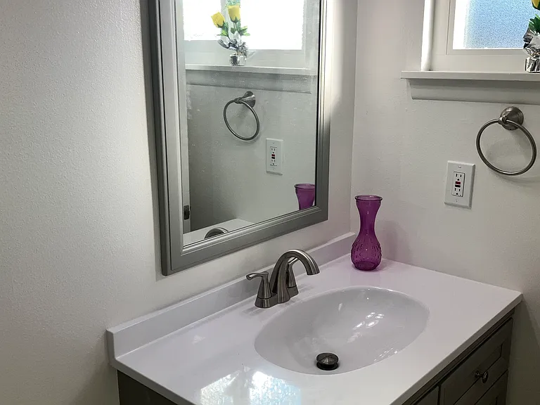72 Plaza Way — Photo 14