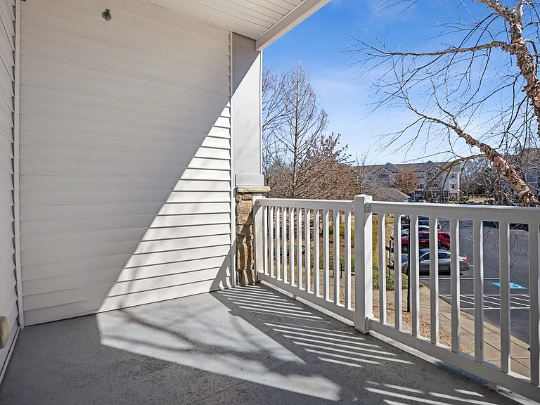 Enclave at Rivergate — Photo 31