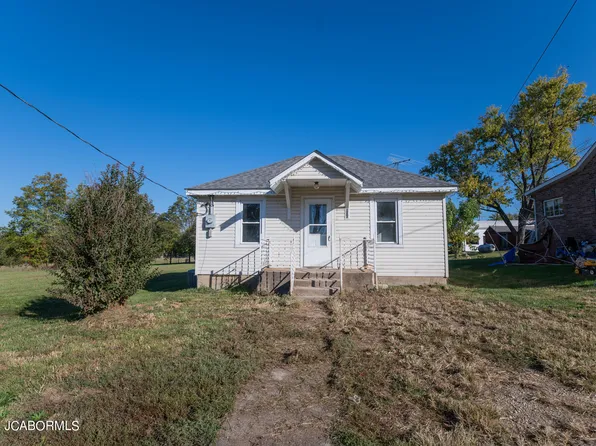 104 W 1st St, Belle, MO 65013