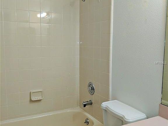 4th image of 2922 Duchess Oak Ct