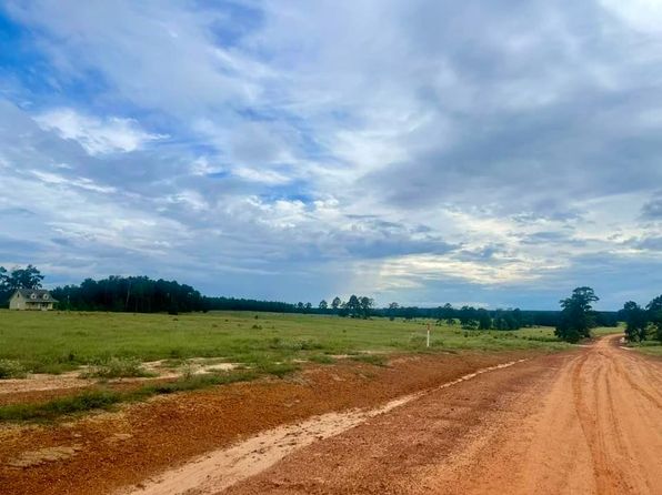 197 Lakeland Rnch, Hillister, TX 77624