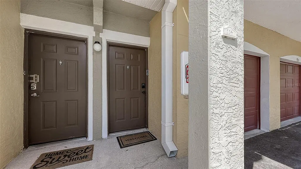 3 bed, 2.0 bath, 1615 sqft, $2,200 — Photo 3