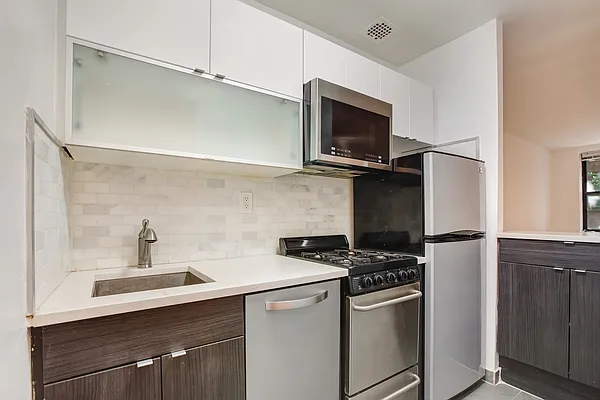 Rented by Algin Management | media 7