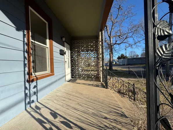 1006 N 12th St APT 1, Paducah, KY 42001