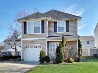 11 Atlantic Ave, Aberdeen, NJ 07747