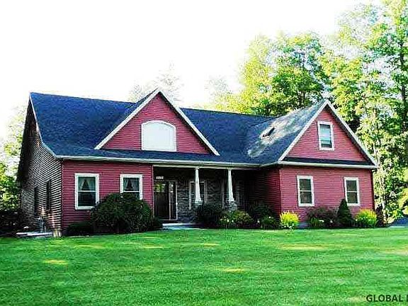 2nd image of 9 Rivercrest Road
