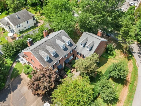 502 New Berry Ct, Winston Salem, NC 27103