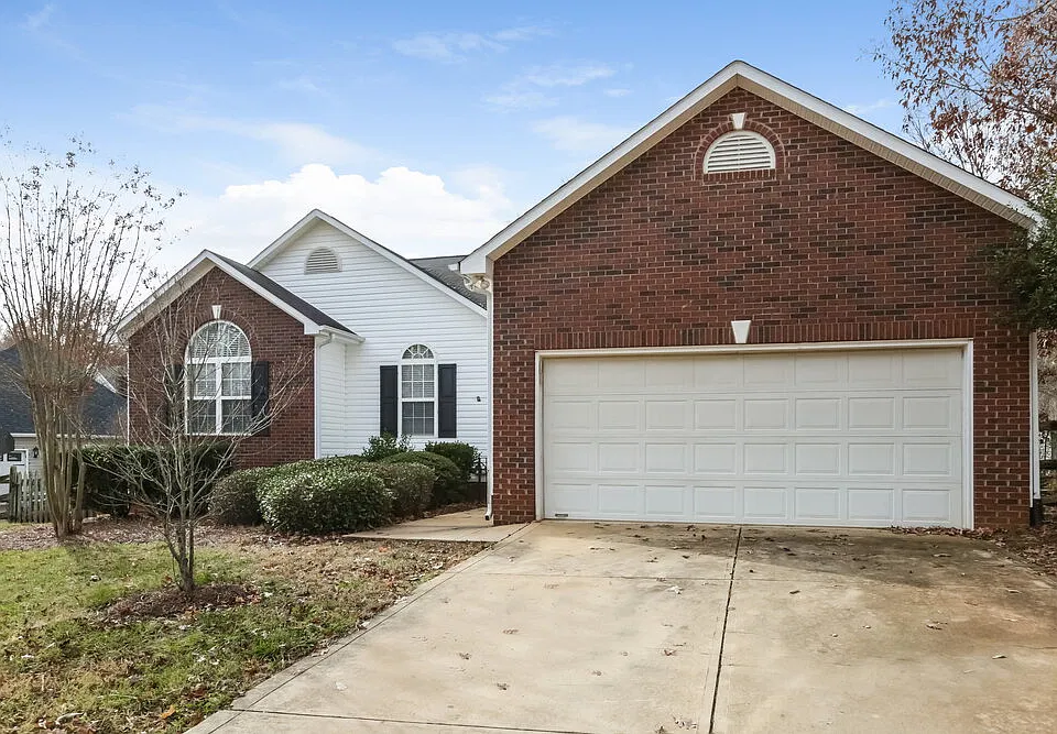 8112 Poplar Grove Cir