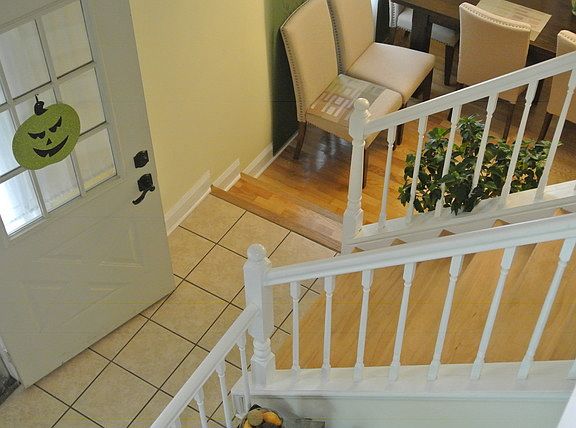 3rd image of 2752 College Hill Cir #293