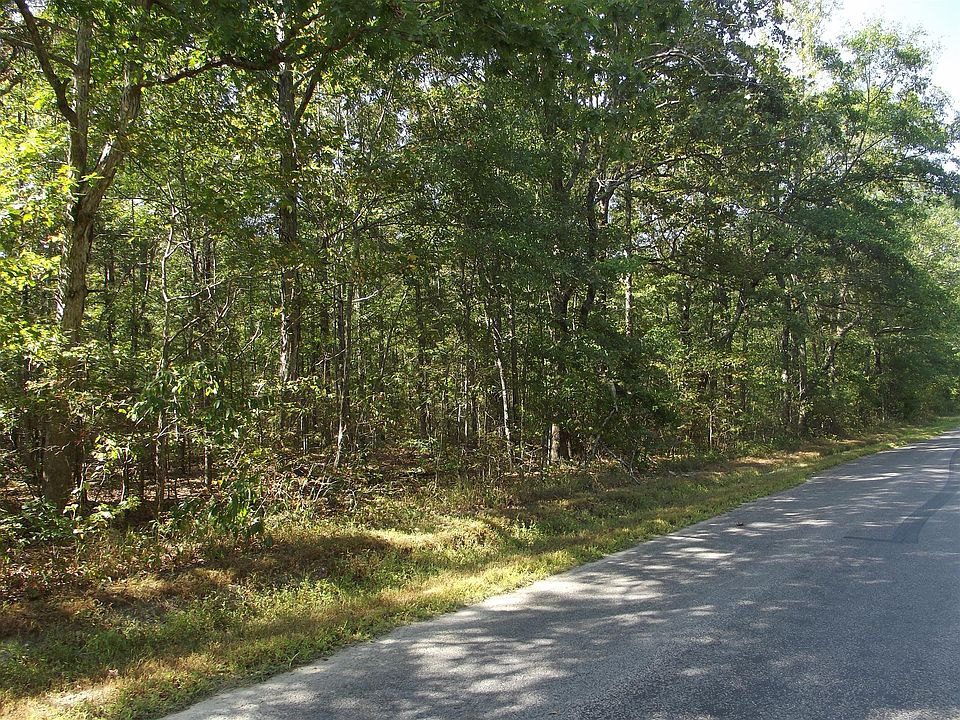 2nd image of 109 Pepper Rd