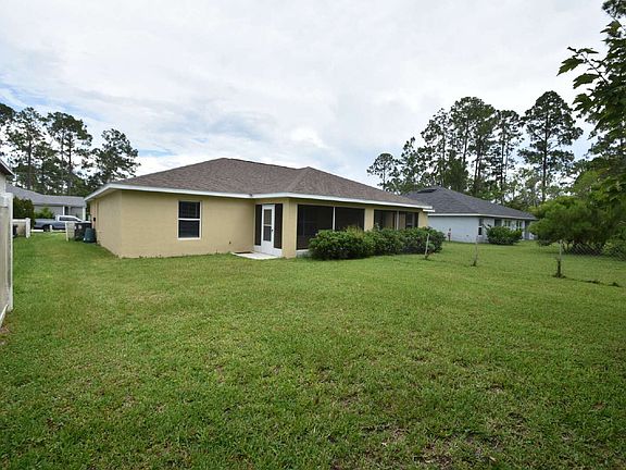 2nd image of 7 Ryarbor Dr #B
