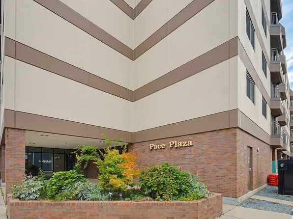 68 N Washington St Unit 504, North Attleboro, MA 02760
