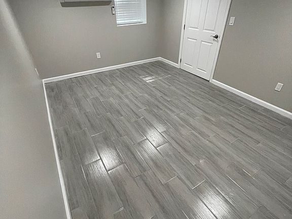 5th image of 1164 Alta Ave NE #16