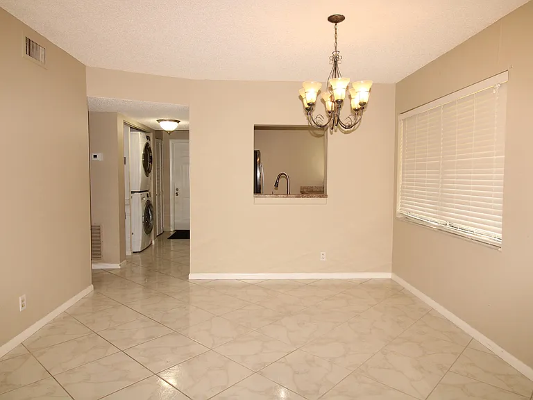 2955 SW 22nd Ave #2080 — Photo 3