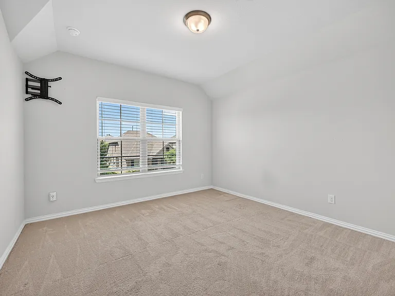 2017 Miramar Dr — Photo 22