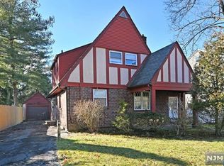 65 Washington Ave, Hillsdale, NJ 07642