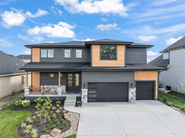 12403 W 183rd Ter, Overland Park, KS 66013