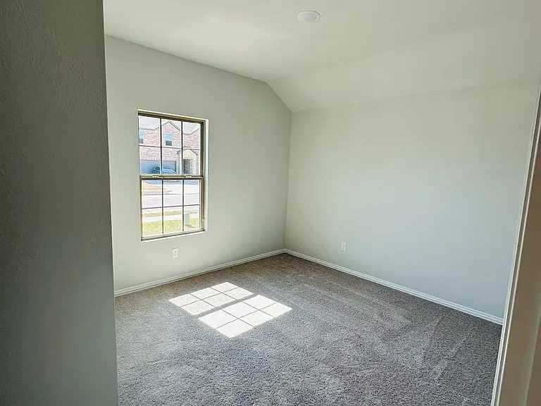 524 Hickory Ridge Dr — Photo 11