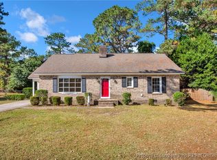 511 Dandridge Dr, Fayetteville, NC 28303