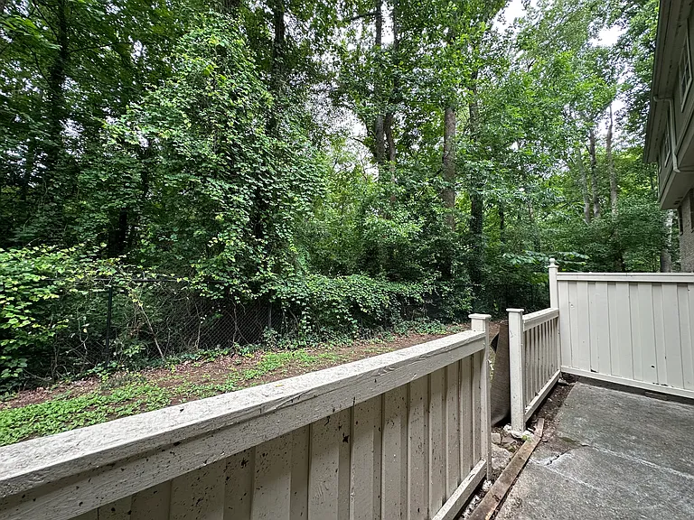 6900 Roswell Rd #P-6 — Photo 27