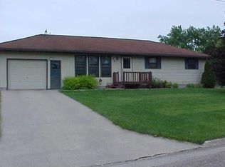 610 S Jasper St, Monroe, IA 50170