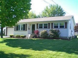 676 Beverly Hills Dr, Youngstown, OH