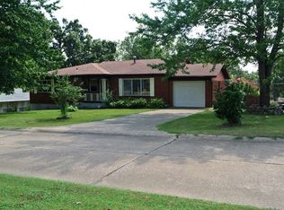 1416 Big Bend Rd, Poplar Bluff, MO 63901
