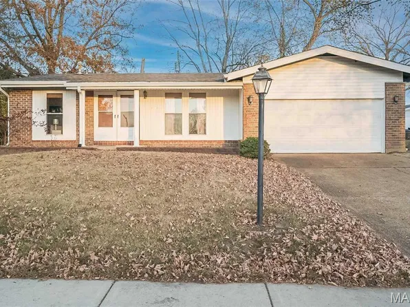 11518 Galba Dr, Florissant, MO 63033
