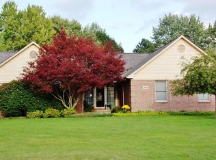 7105 Elmwood Dr, Grand Blanc, MI