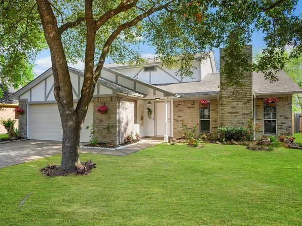 3631 Cedar Gardens Dr, Houston, TX 77082
