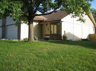 11 Maple Island Rd, Burnsville, MN 55306