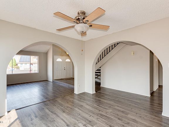 5th image of 5008 W Torrey Pines Cir