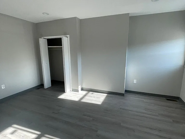 5302 Butler St #4 — Photo 5