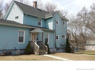 86 Mohawk Ave, Derby, CT 06418