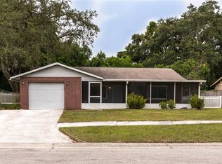 1410 Oak Valley Dr, Seffner, FL 33584