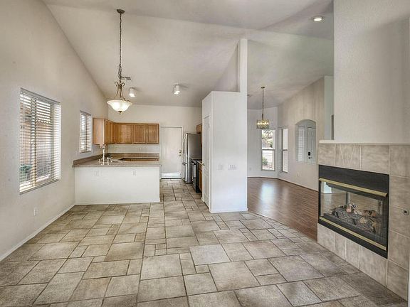 5th image of 9162 N Treasure Mountain Dr