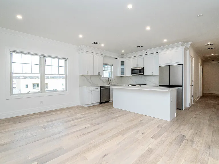 22 Sagamore Hill Dr — Photo 33
