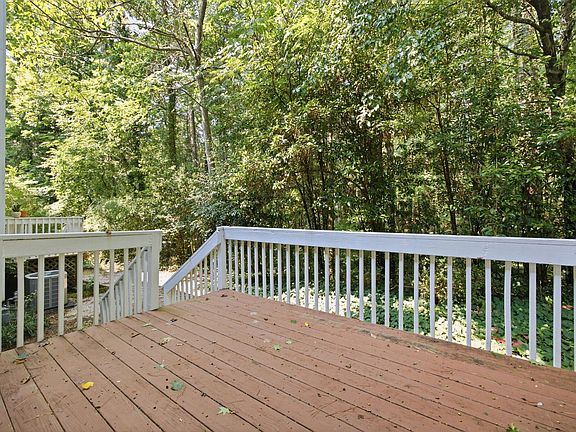 4th image of 8211 Hempshire Pl APT 104