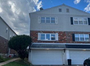 3362 Red Lion Rd, Philadelphia, PA 19114