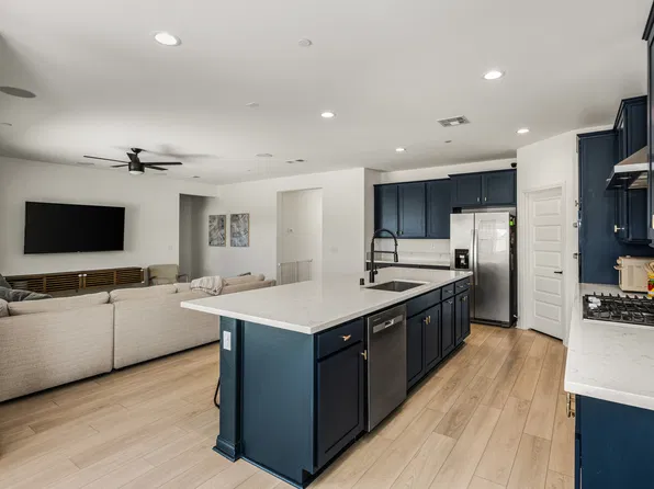 29807 Pumpwood Ct, Menifee, CA 92584