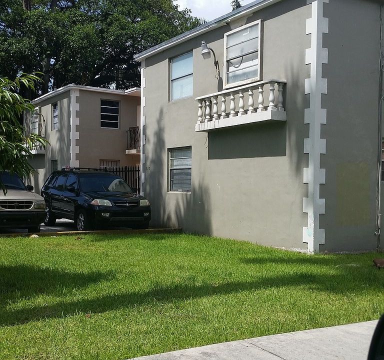 1st image of 1878 NW 15th Ave APT 3