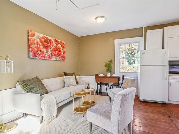 5th image of 1031 Clouet St