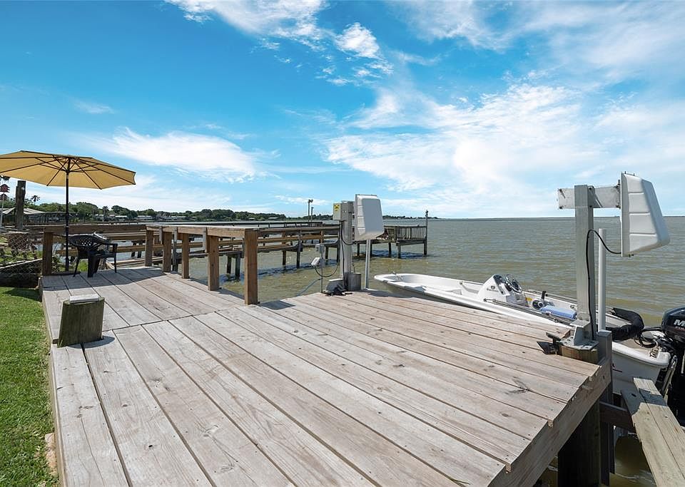 1st image of 2738 Bay Oaks Harbor Dr