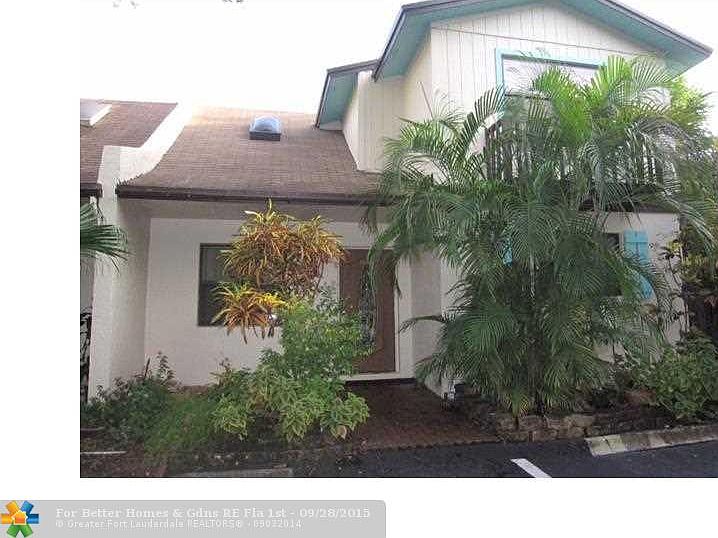 1st image of 682 NE 1st St #682